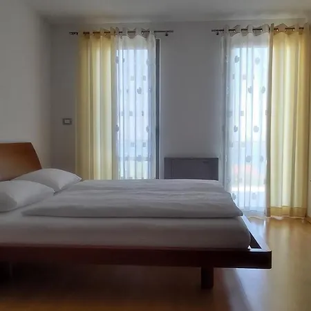 Apartmaji Palea 아파트 *